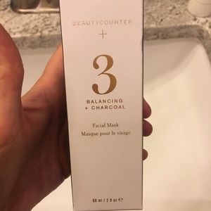 Beauty Counter, balancing and charcoal mask